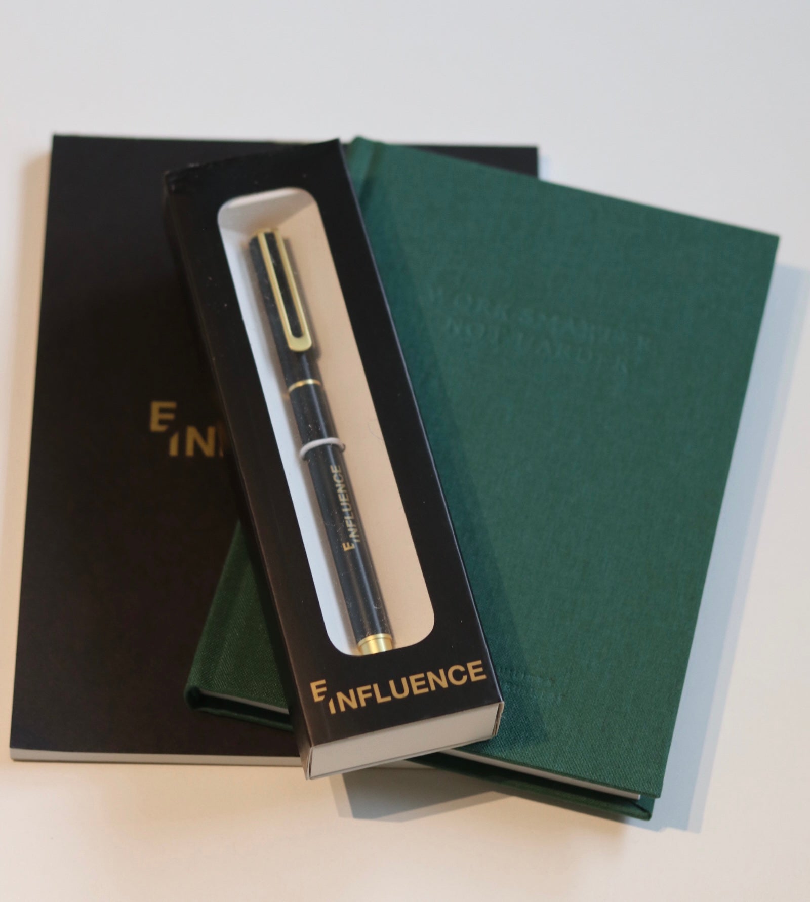 Trio- Stylo, planificateur et journal